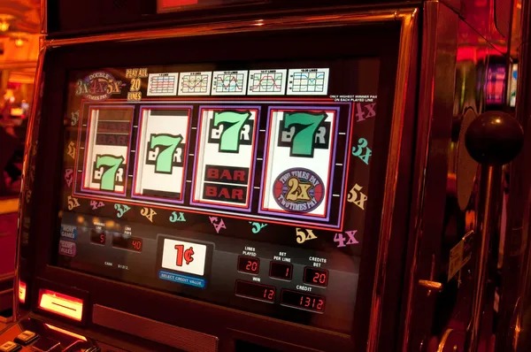 result 5d account dashboard showing AduQ winnings and withdrawal options